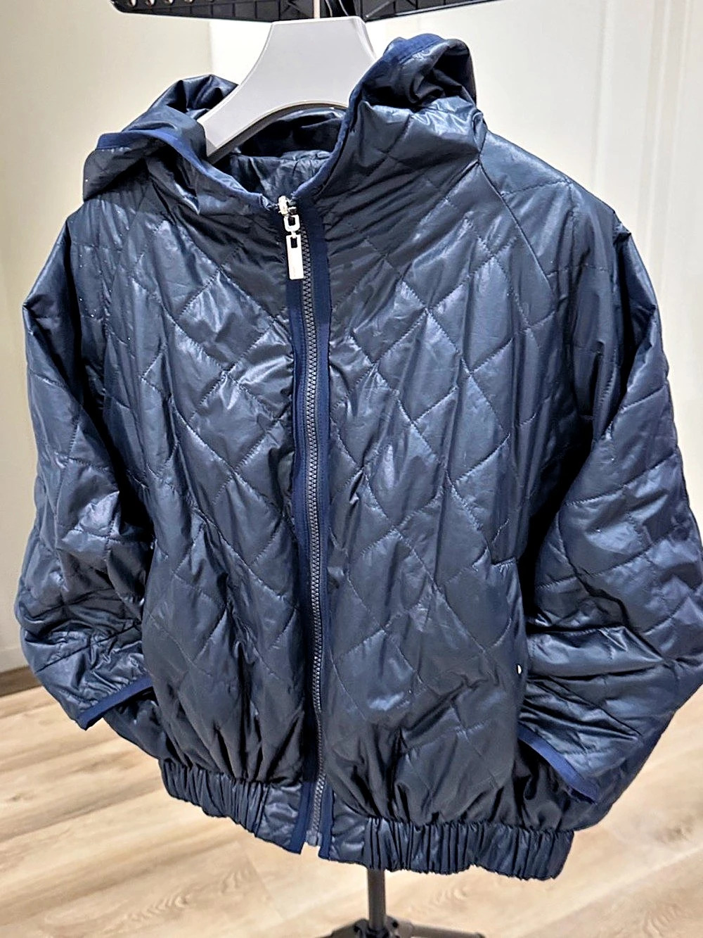 Intrend double sided Quilted Hooded Puffer in Blue Size 4 Like New